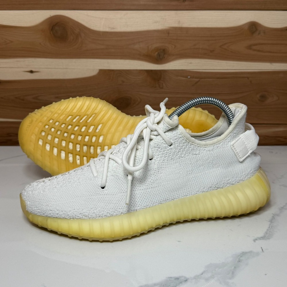 Adidas Men's Yeezy Boost 350 V2 Cream Triple White Streetwear (CP9366) Size 7 US